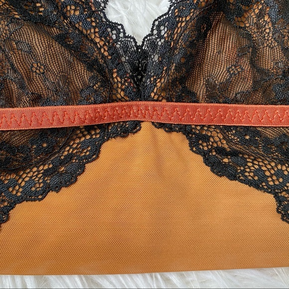 Free People NEW Leo Lace Bralette Black & Ginger - Picture 10 of 14